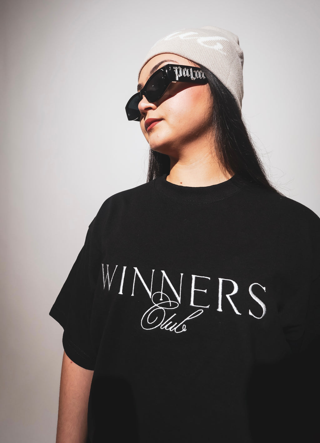 SERIF TEE (WHITE)