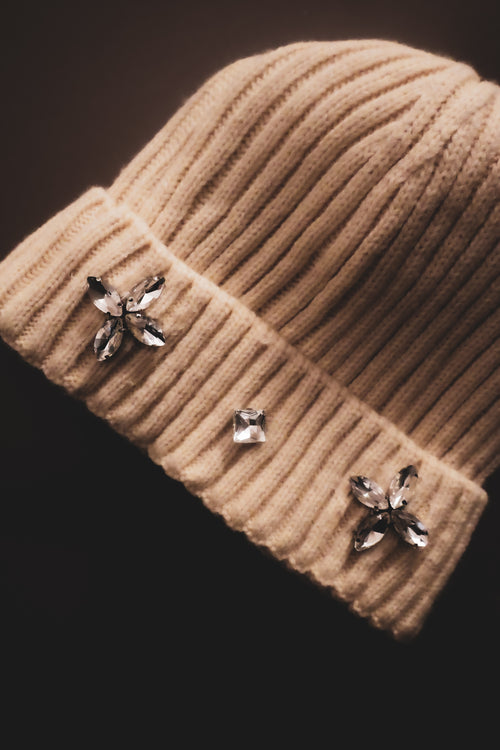 CHAMPAGNE BEANIE